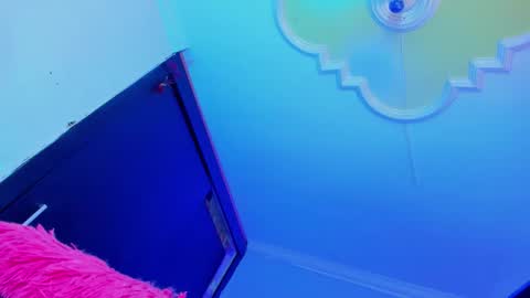 pretygirltsxxx online show from 04/04/26, 10:51