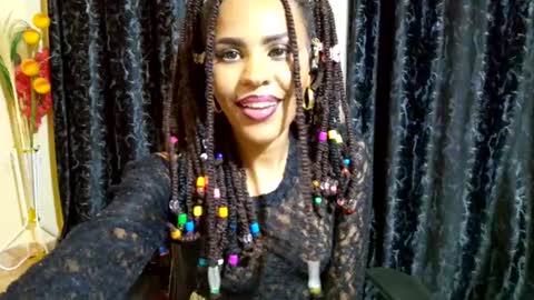 Snapshot of priceless_sexy chatting on 12/28/24, 06:08 priceless_sexy online show from 12/28/24, 06:08