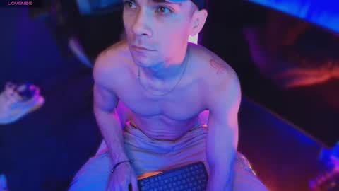 pridelgtbi online show from 12/01/25, 07:46