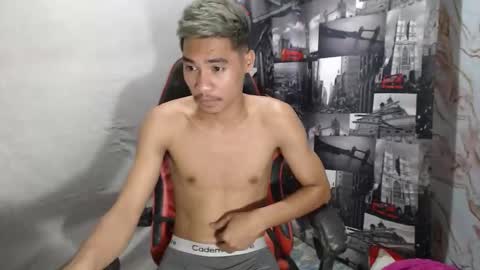 Snapshot of primohunterz chatting on 02/17/26, 05:26 primohunterz online show from 02/17/26, 05:26