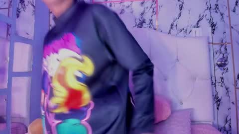 Apolo online show from 12/03/25, 07:56