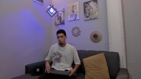 prince_arthur77 online show from 02/27/25, 12:45