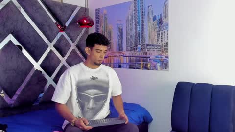 prince_arthur77 online show from 04/11/26, 02:54