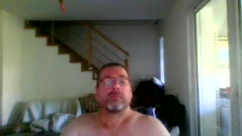 chris online show from 07/06/26, 08:22