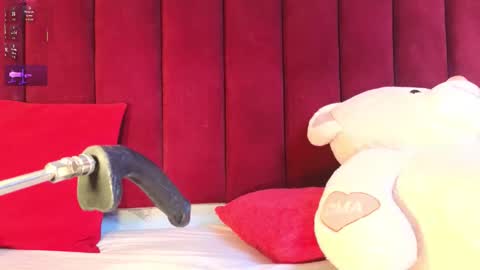 PRINCEPOPPY  online show from 10/24/25, 09:00