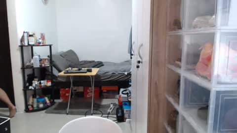 Snapshot of princeadrianx chatting on 02/08/25, 09:24 Prince Adrian online show from 02/08/25, 09:24