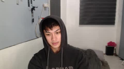 Snapshot of princeadrianx chatting on 11/08/25, 05:01 Prince Adrian online show from 11/08/25, 05:01