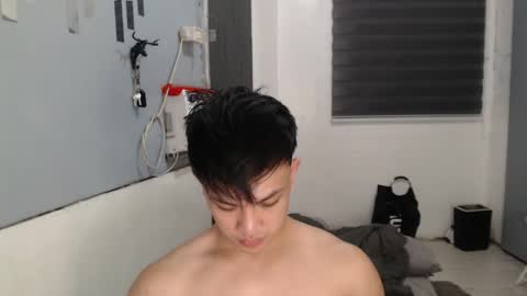 Snapshot of princeadrianx chatting on 12/02/25, 07:31 Prince Adrian online show from 12/02/25, 07:31