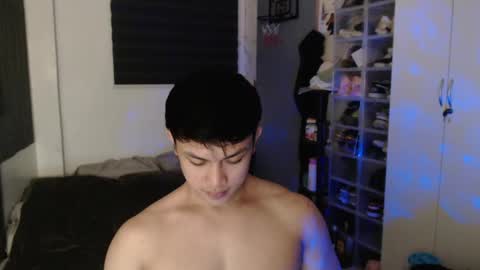 Snapshot of princeadrianx chatting on 05/19/26, 05:08 Prince Adrian online show from 05/19/26, 05:08