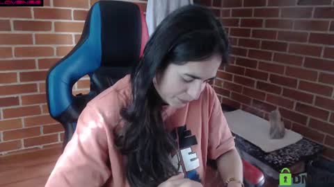 Snapshot of princesa_leia_zathur chatting on 07/12/26, 12:51 Leia online show from 07/12/26, 12:51