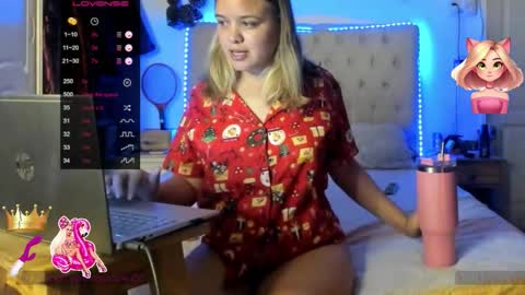 Paris online show from 01/06/25, 04:02