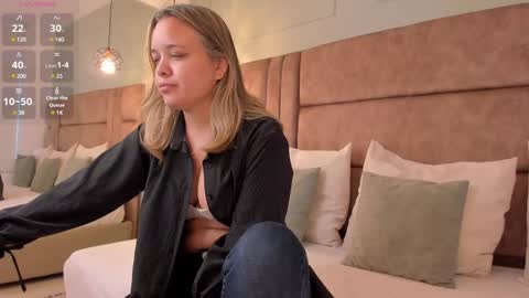 Paris online show from 02/06/25, 11:43