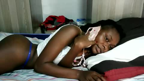Snapshot of princess_aishy chatting on 05/29/26, 04:49 Daddys toy online show from 05/29/26, 04:49