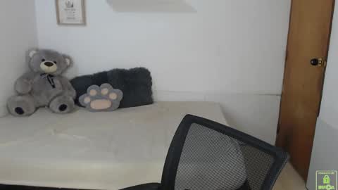 Snapshot of princess_an chatting on 11/09/25, 07:23 An online show from 11/09/25, 07:23