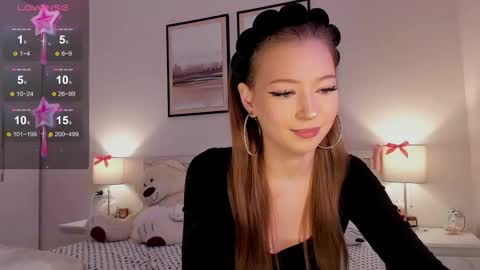 Princess Diana online show from 03/19/26, 07:40