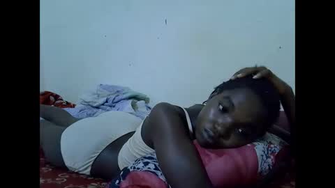 Snapshot of princess_scovia chatting on 05/19/26, 06:31 princess_scovia online show from 05/19/26, 06:31