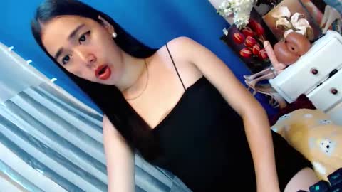 Snapshot of princess_thea123 chatting on 10/22/25, 11:54 My Love online show from 10/22/25, 11:54