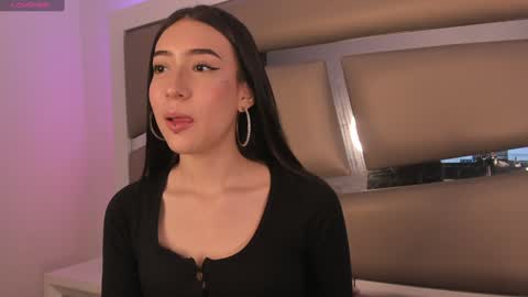 princess_tokyo_ online show from 02/05/25, 12:38