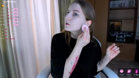 Snapshot of princessaalicc chatting on 11/22/25, 08:02 princessaalicc online show from 11/22/25, 08:02