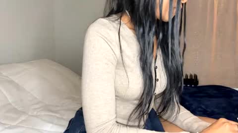 Princess Aleah online show from 02/25/25, 08:19