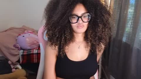 Snapshot of princessamberrrxo chatting on 12/30/24, 08:36 Amber online show from 12/30/24, 08:36