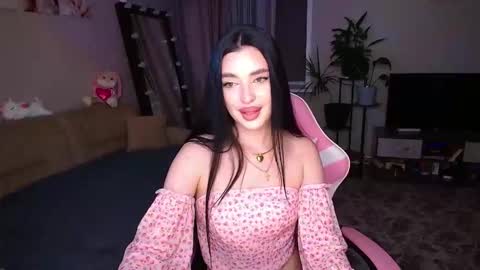 Snapshot of princessamira1 chatting on 10/22/25, 02:50 princessamira1 online show from 10/22/25, 02:50