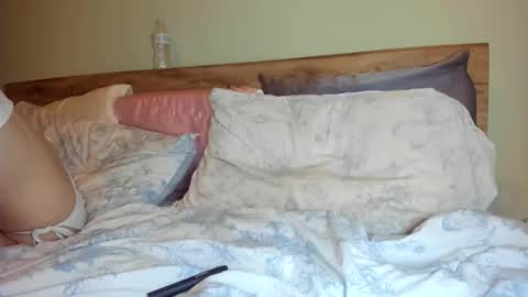 marla online show from 04/29/26, 02:21