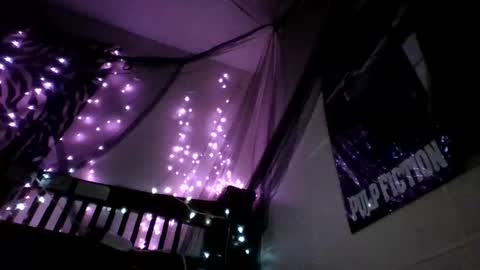 Snapshot of princesshollylove chatting on 11/12/25, 06:58 Holly love online show from 11/12/25, 06:58