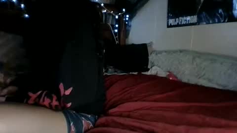 Snapshot of princesshollylove chatting on 12/04/25, 06:23 Holly love online show from 12/04/25, 06:23