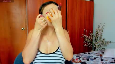 princessmariana25 online show from 03/23/26, 07:40