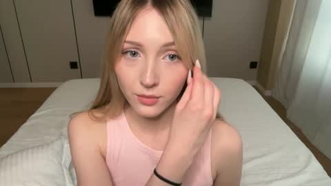 Snapshot of princessmood chatting on 05/28/26, 04:37 Kate online show from 05/28/26, 04:37