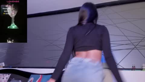 Valentina online show from 03/03/26, 01:23