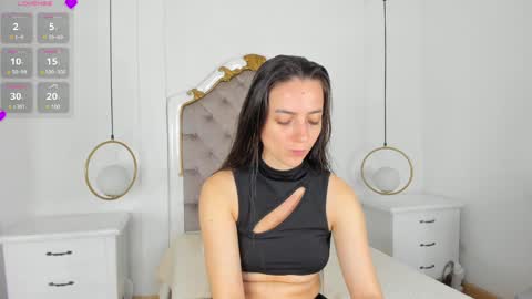 Marcela online show from 04/14/26, 12:11