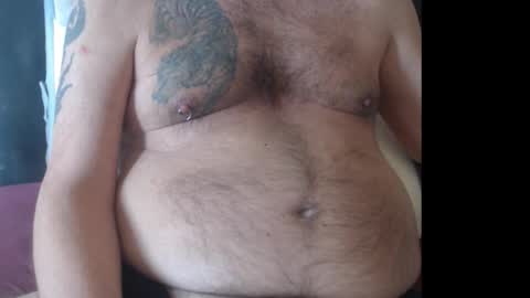 Snapshot of prinzpiercing chatting on 10/31/25, 10:49 prinzpiercing online show from 10/31/25, 10:49