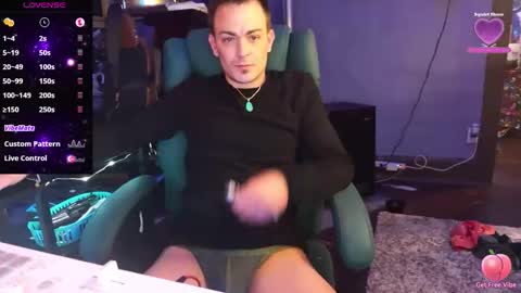 Pris Brayden online show from 12/15/25, 09:35