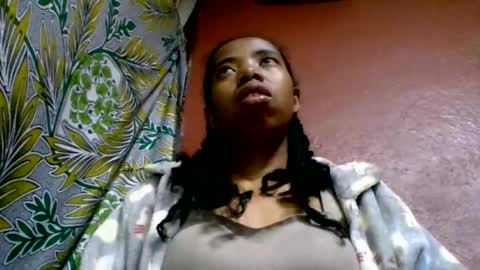 Snapshot of prisca880319 chatting on 07/01/26, 06:48 prisca880319 online show from 07/01/26, 06:48