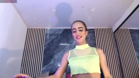 priscilarainbow online show from 01/09/25, 07:50