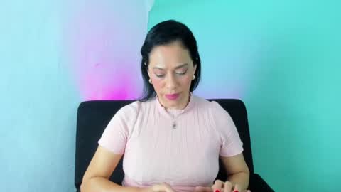 PriscilaSmiith online show from 06/17/26, 04:08