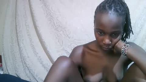 pritty_amber online show from 01/14/26, 05:35