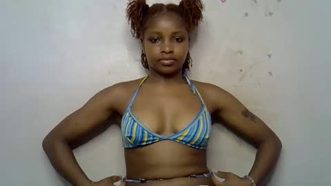 Snapshot of priya_queen chatting on 04/18/26, 09:26 priya_queen online show from 04/18/26, 09:26
