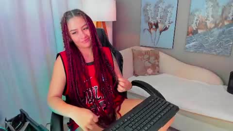 Snapshot of priya_rose chatting on 06/11/26, 06:17 Priya Rose online show from 06/11/26, 06:17