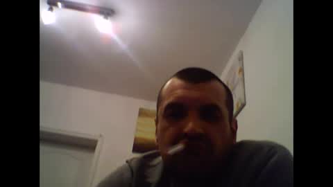 Snapshot of pro100bi chatting on 12/08/24, 03:43 pro100bi online show from 12/08/24, 03:43