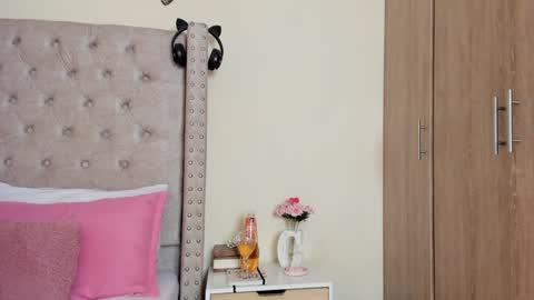 Profana Red online show from 12/12/24, 12:38