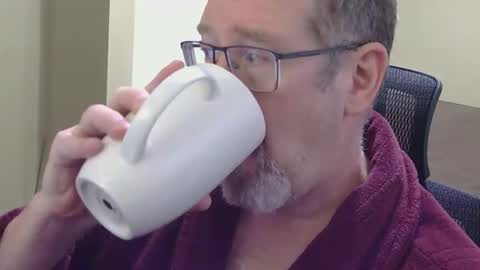 professor21255 online show from 11/18/25, 12:42