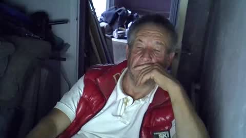 projectorepson online show from 09/17/25, 05:25