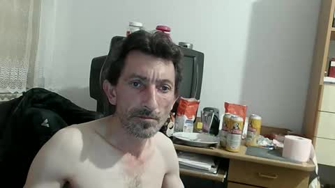 Mariusz online show from 12/20/25, 09:55