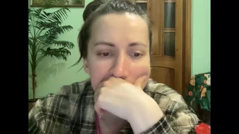 proud sweet 21 online show from 04/05/26, 11:13