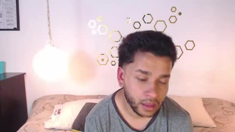 Adris  Juan online show from 10/18/25, 02:03