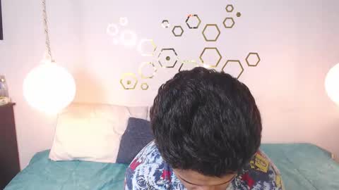 Adris  Juan online show from 12/04/25, 04:00