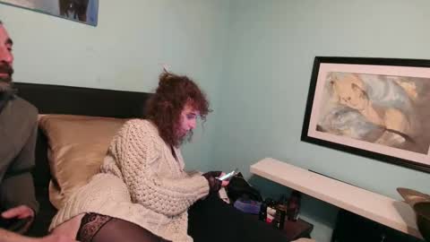 prxscillia_tx online show from 01/12/26, 04:56